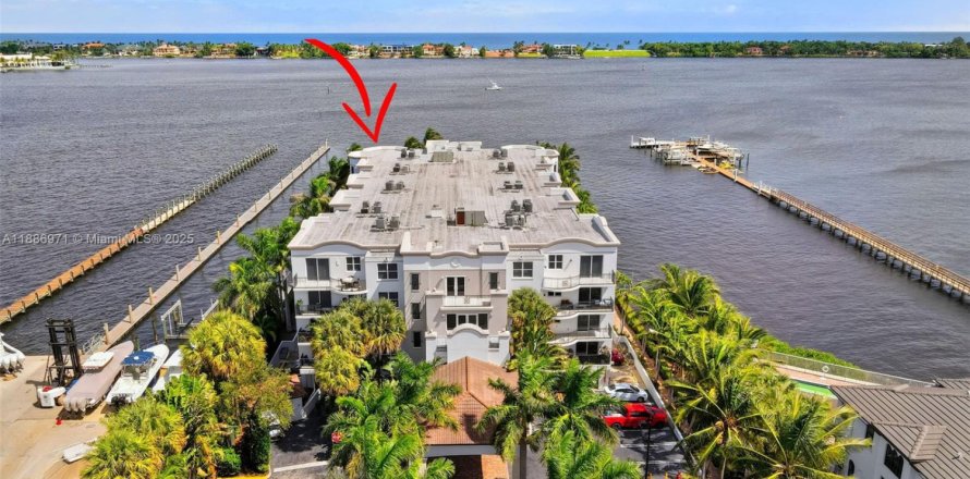 Condominio en Boynton Beach, Florida, 3 dormitorios  № 1933762