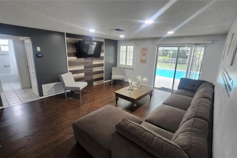 Villa ou maison à vendre à Spring Hill, Floride: 3 chambres, 114.46 m2 № 1914261 - photo 6