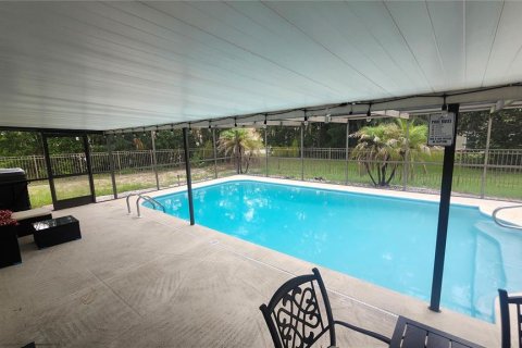 House in Spring Hill, Florida 3 bedrooms, 114.46 sq.m. № 1914261 - photo 4