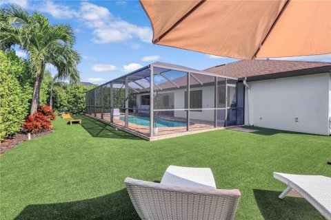Casa en venta en Cape Coral, Florida, 4 dormitorios, 197.97 m2 № 2427586 - foto 10