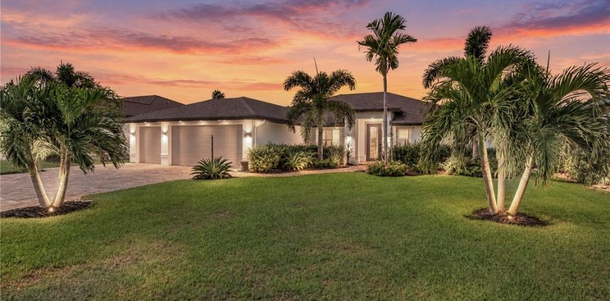 Casa en Cape Coral, Florida 4 dormitorios, 197.97 m2 № 2427586
