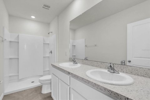 Townhouse in Wesley Chapel, Florida 3 bedrooms, 155.43 sq.m. № 1816811 - photo 18