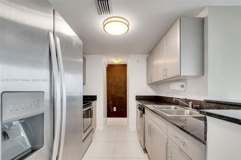 Copropriété à vendre à Miami, Floride: 1 chambre, 74.69 m2 № 1863762 - photo 4