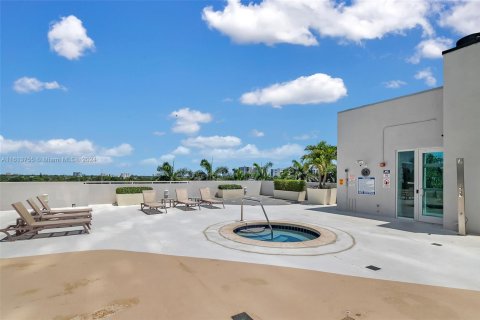 Copropriété à vendre à Miami, Floride: 1 chambre, 74.69 m2 № 1863762 - photo 24