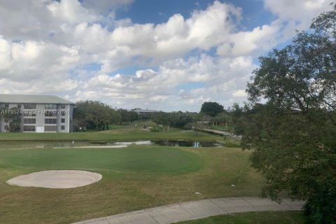 Condo in Davie, Florida, 3 bedrooms  № 2006678 - photo 6