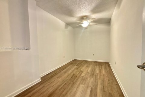 Copropriété à louer à Davie, Floride: 3 chambres, 128.67 m2 № 2006678 - photo 20