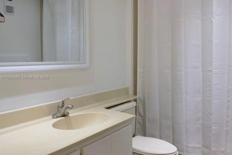 Condo in Davie, Florida, 3 bedrooms  № 2006678 - photo 13