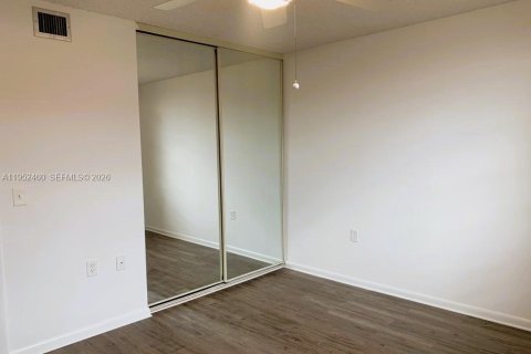 Condo in Davie, Florida, 3 bedrooms  № 2006678 - photo 11