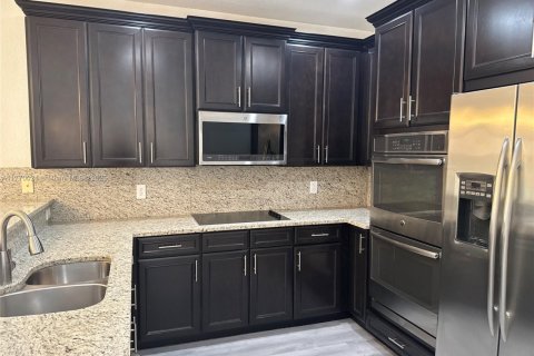 Купить виллу или дом в Дорал, Флорида 3 спальни, 228.73м2, № 1691449 - фото 27