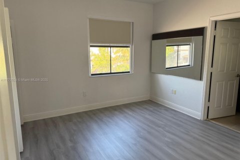 Купить виллу или дом в Дорал, Флорида 3 спальни, 228.73м2, № 1691449 - фото 10