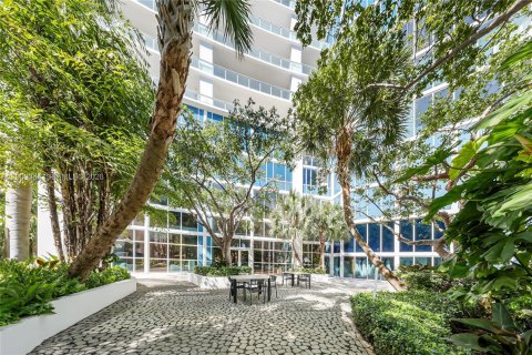 Condo in Miami, Florida, 4 bedrooms № 2073318 - photo 28