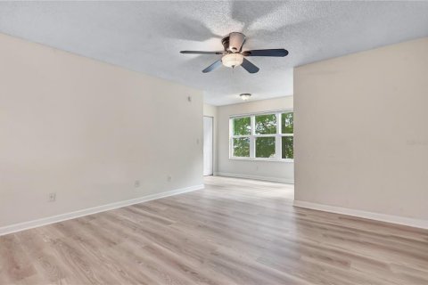 Copropriété à louer à Orlando, Floride: 2 chambres, 86.77 m2 № 2394024 - photo 9