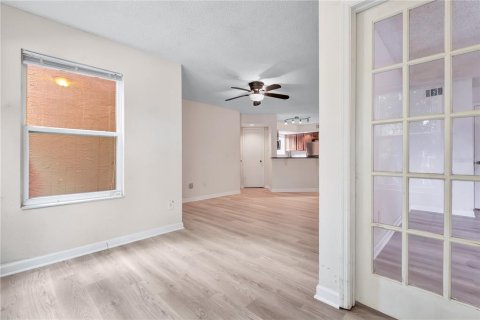 Copropriété à louer à Orlando, Floride: 2 chambres, 86.77 m2 № 2394024 - photo 18