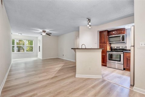 Copropriété à louer à Orlando, Floride: 2 chambres, 86.77 m2 № 2394024 - photo 6