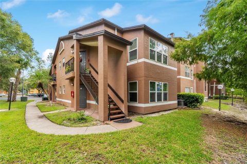 Copropriété à louer à Orlando, Floride: 2 chambres, 86.77 m2 № 2394024 - photo 2