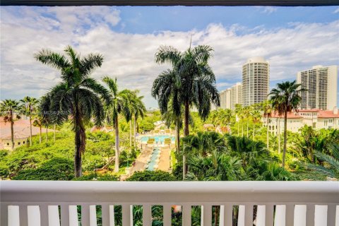 Condominio en venta en Aventura, Florida, 2 dormitorios, 162.58 m2 № 1979904 - foto 19