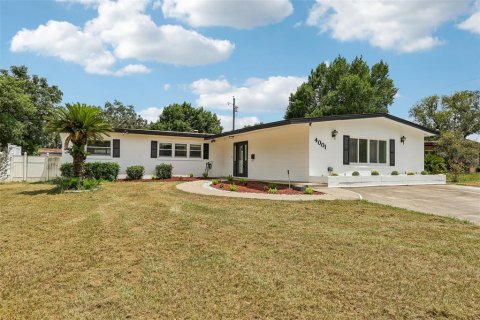 Casa en venta en Orlando, Florida, 4 dormitorios, 209.03 m2 № 2324221 - foto 3