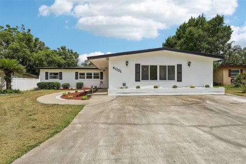 Villa ou maison à Orlando, Floride 4 chambres, 209.03 m2 № 2324221