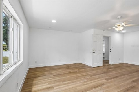 Casa en venta en Orlando, Florida, 4 dormitorios, 209.03 m2 № 2324221 - foto 26