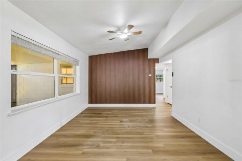 Casa en venta en Orlando, Florida, 4 dormitorios, 209.03 m2 № 2324221 - foto 15