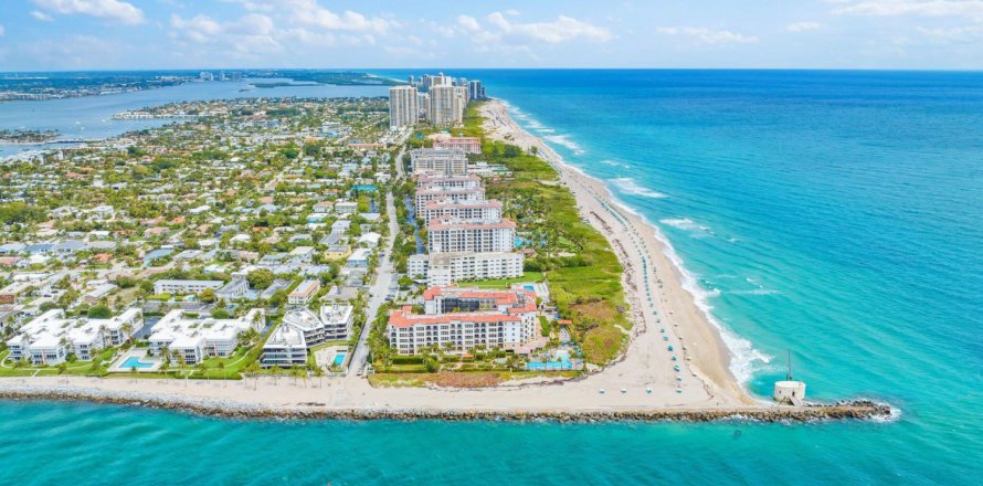 Condo in Palm Beach Shores, Florida, 3 bedrooms  № 1161711