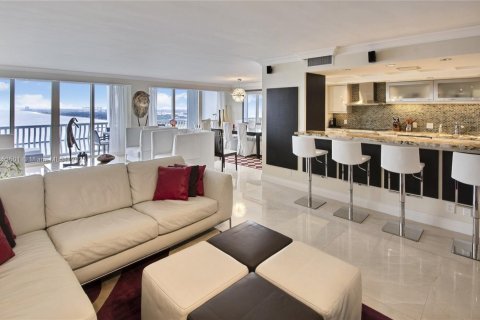 Copropriété à vendre à Fort Lauderdale, Floride: 2 chambres, 201.6 m2 № 2012160 - photo 6