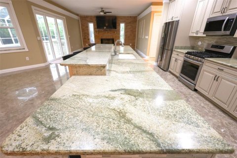 Casa en alquiler en Clearwater, Florida, 5 dormitorios, 385.64 m2 № 1718121 - foto 11