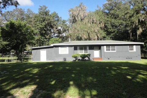 Casa en alquiler en Gainesville, Florida, 4 dormitorios, 123.28 m2 № 1886177 - foto 1
