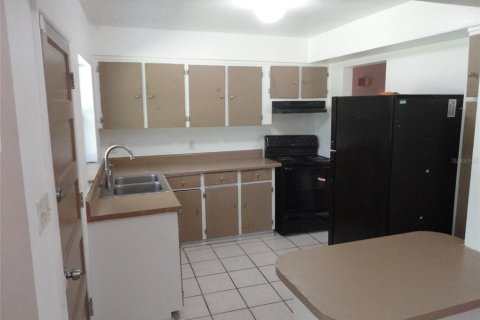 Casa en alquiler en Gainesville, Florida, 4 dormitorios, 123.28 m2 № 1886177 - foto 4