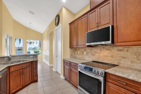 Casa en venta en Palm Coast, Florida, 4 dormitorios, 249.63 m2 № 2151817 - foto 19