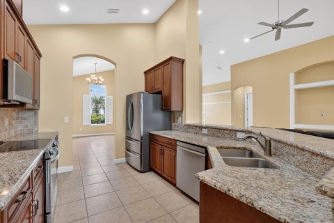 Casa en venta en Palm Coast, Florida, 4 dormitorios, 249.63 m2 № 2151817 - foto 17