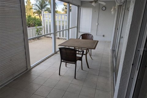 Condo in Punta Gorda, Florida, 3 bedrooms  № 1548398 - photo 6
