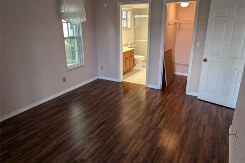 Condo in Punta Gorda, Florida, 3 bedrooms  № 1548398 - photo 13