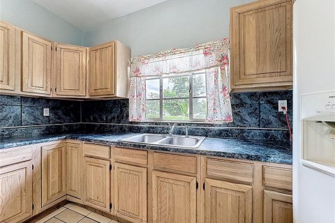 House in Bradenton, Florida 3 bedrooms, 177.26 sq.m. № 1885832 - photo 11