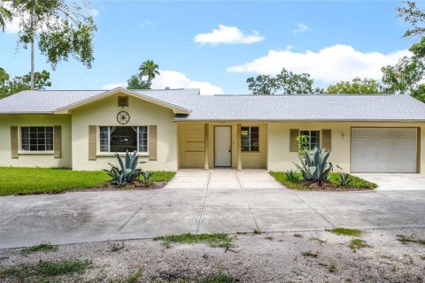 House in Bradenton, Florida 3 bedrooms, 177.26 sq.m. № 1885832 - photo 1