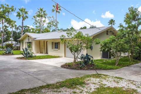 House in Bradenton, Florida 3 bedrooms, 177.26 sq.m. № 1885832 - photo 3