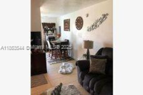 Commercial property in Canal Point, Florida № 1977583 - photo 18