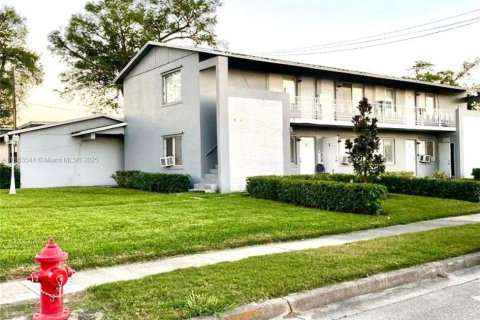 Commercial property in Canal Point, Florida № 1977583 - photo 6