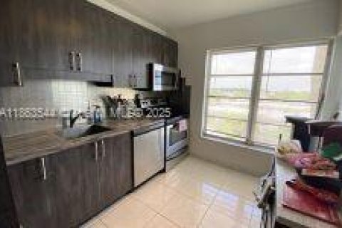 Commercial property in Canal Point, Florida № 1977583 - photo 13