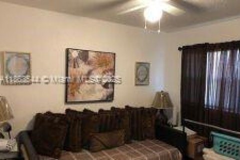 Commercial property in Canal Point, Florida № 1977583 - photo 15