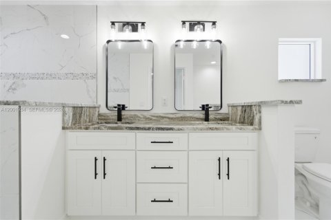 Villa ou maison à vendre à Port St. Lucie, Floride: 4 chambres, 185.8 m2 № 2065739 - photo 17