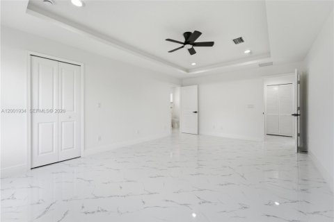 Villa ou maison à vendre à Port St. Lucie, Floride: 4 chambres, 185.8 m2 № 2065739 - photo 15