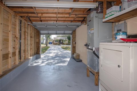Купить виллу или дом в Сент-Питерсберг, Флорида 5 комнат, 112.88м2, № 1542240 - фото 23