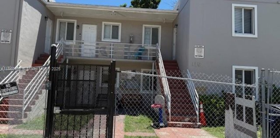 Appartement à Miami, Floride 1 chambre, 243.22 m2 № 1892396