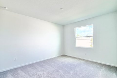 House in Haines City, Florida 3 bedrooms, 195.93 sq.m. № 2156054 - photo 24