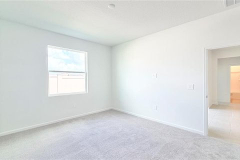 House in Haines City, Florida 3 bedrooms, 195.93 sq.m. № 2156054 - photo 25