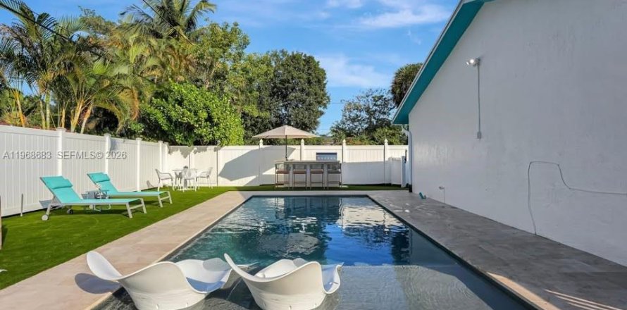 Apartamento en Fort Lauderdale, Florida 2 dormitorios, 74.32 m2 № 2031710