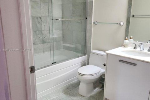 Copropriété à vendre à Miami, Floride: 1 chambre, 97.83 m2 № 1861153 - photo 8