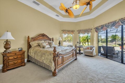 House in Punta Gorda, Florida 4 bedrooms, 429.3 sq.m. № 2393662 - photo 17