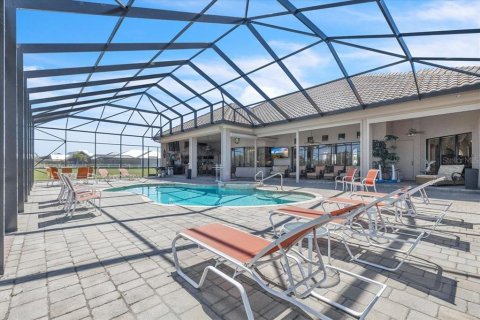 House in Punta Gorda, Florida 4 bedrooms, 429.3 sq.m. № 2393662 - photo 4